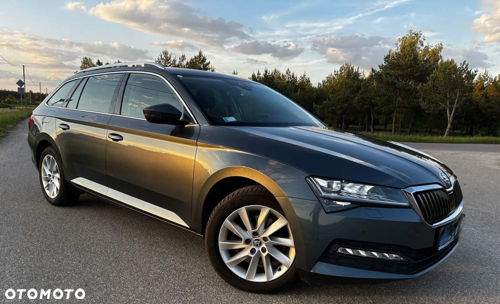 Skoda Superb 2.0 TDI Ambition DSG - 2