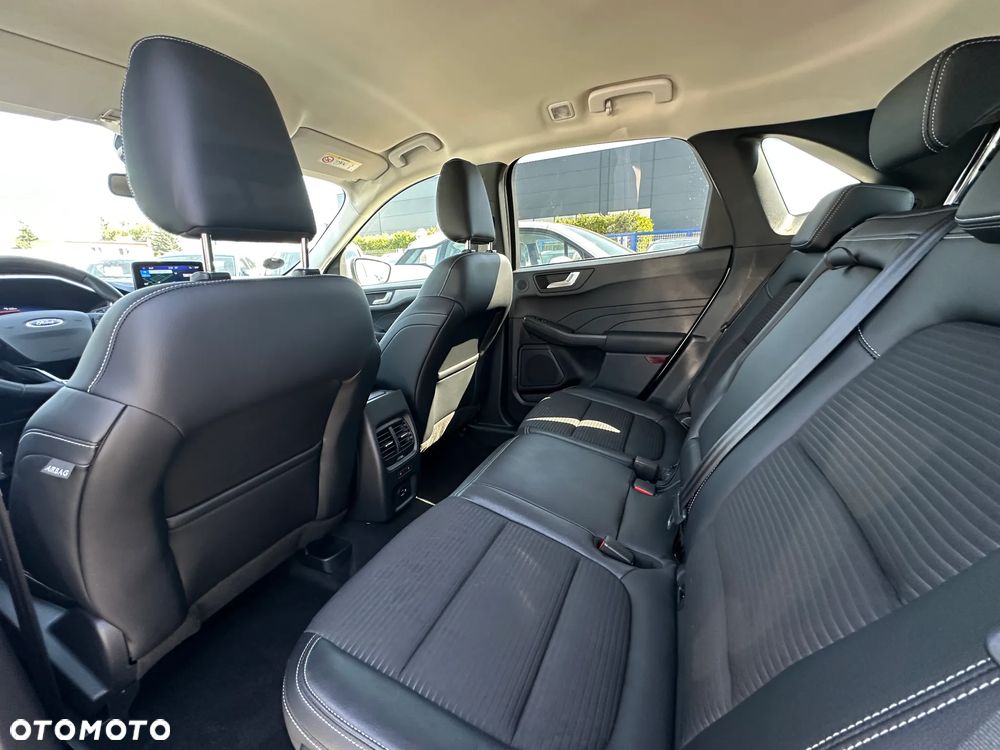 Ford Kuga 1.5 EcoBlue TITANIUM - 30