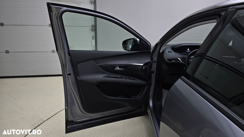Peugeot 5008 - 11