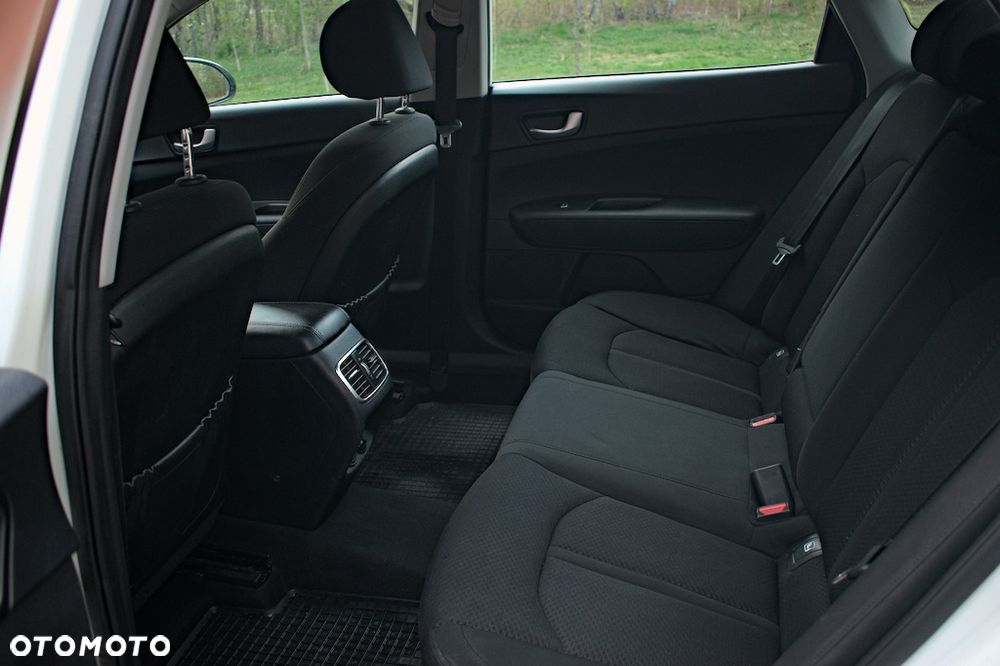 Kia Optima 1.7 CRDI M - 10