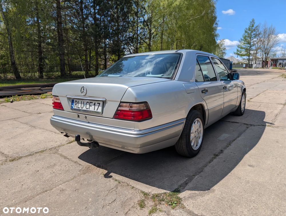 Mercedes-Benz Klasa E 250 D - 5