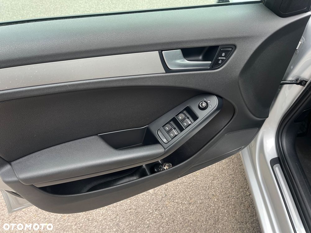 Audi A4 Avant - 14