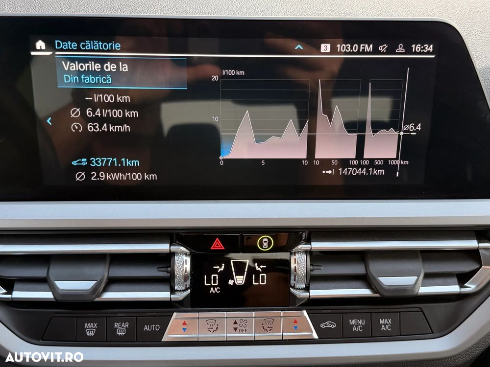 BMW Seria 3 330e Aut. Advantage - 34