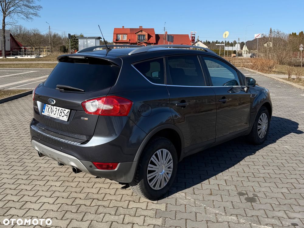 Ford Kuga 2.0 TDCi 4x4 Titanium - 4