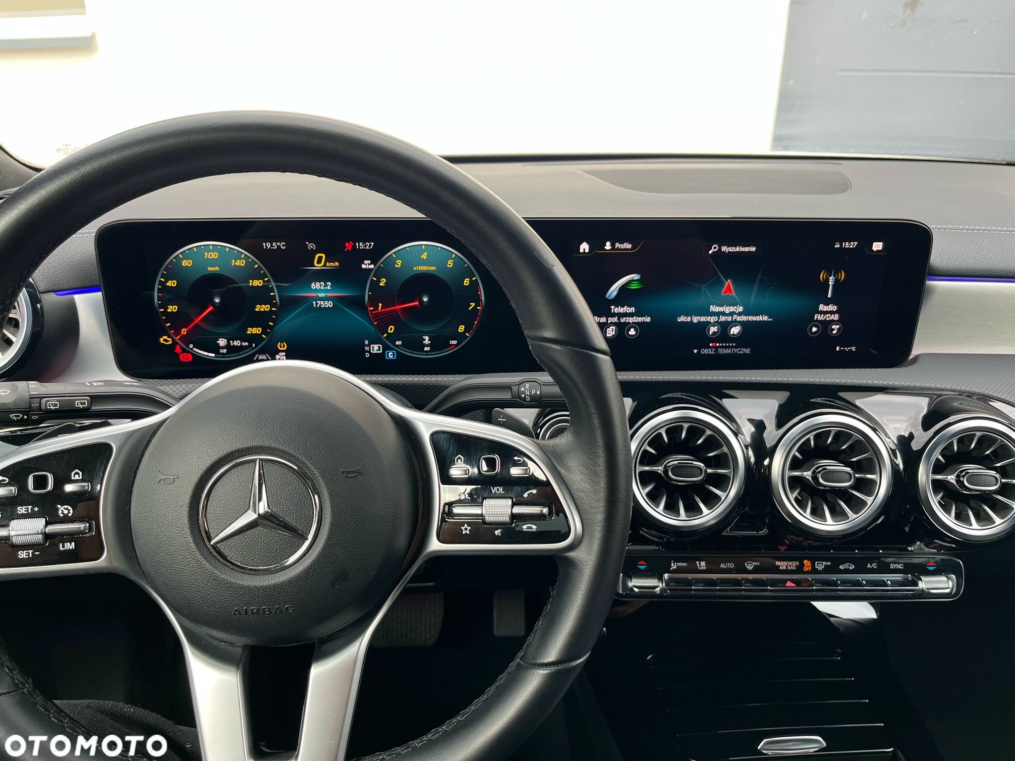 Mercedes-Benz CLA - 14