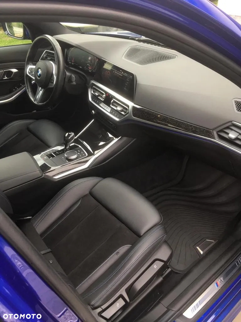 BMW Seria 3 320d xDrive - 11