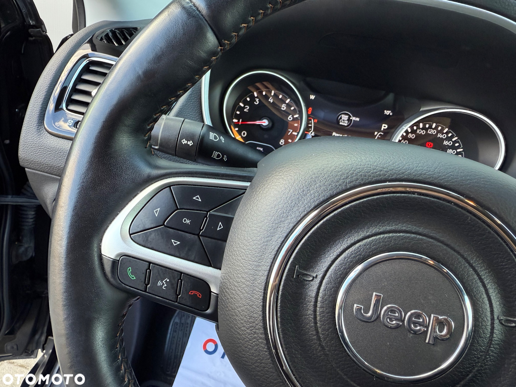 Jeep Compass - 23