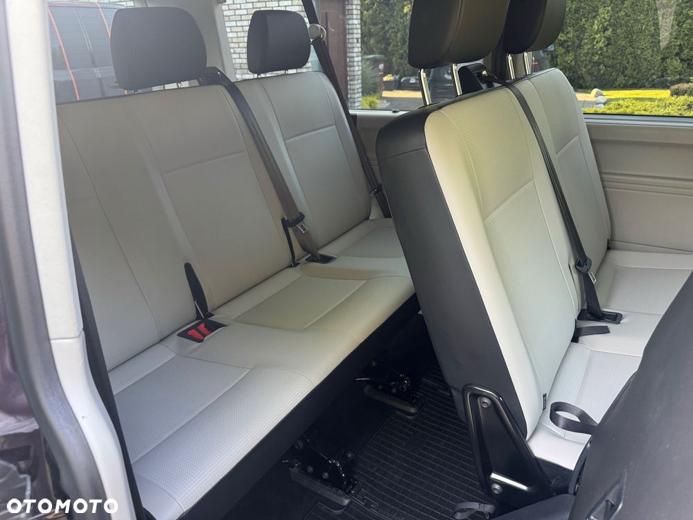 Volkswagen Caravelle 2.0 TDI L2 Highline - 18