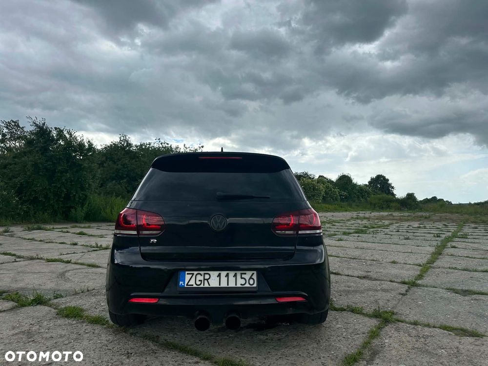 Volkswagen Golf - 5