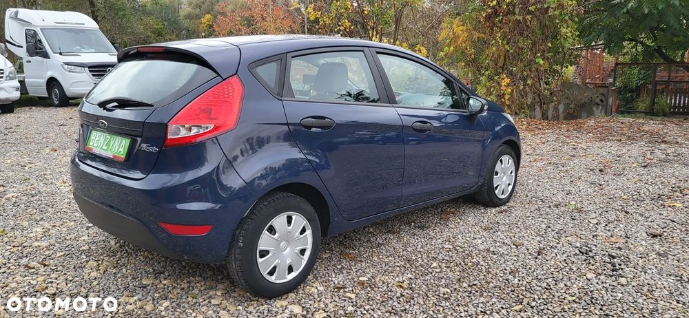 Ford Fiesta 1.25 Ambiente - 37