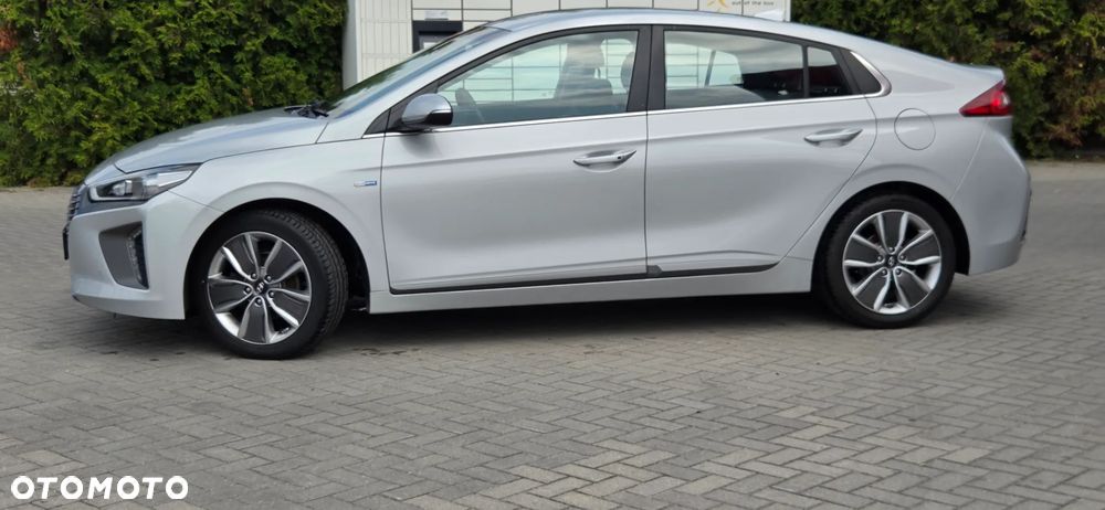 Hyundai IONIQ 1.6 GDI Premium - 10