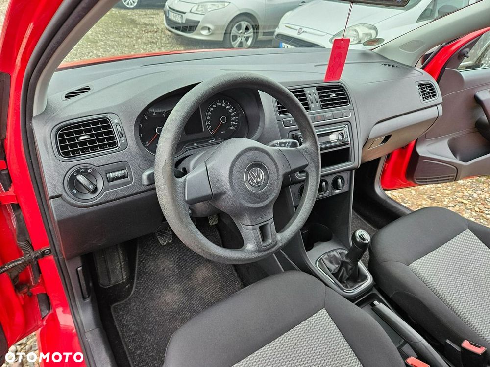 Volkswagen Polo - 8