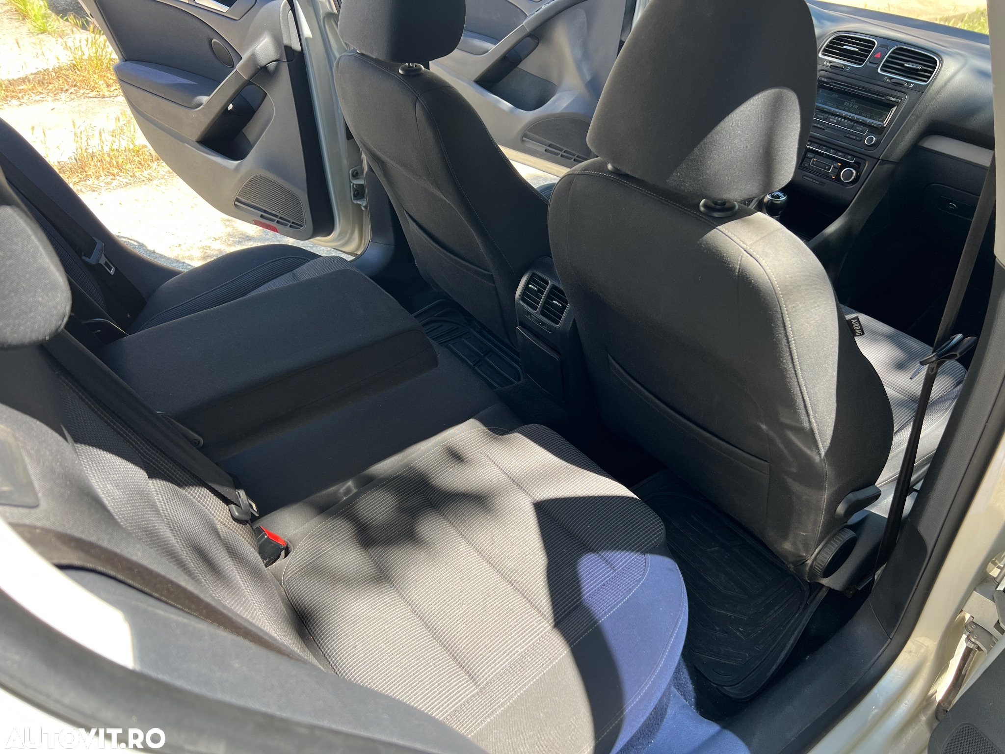 Volkswagen Golf 1.6 TDI BMT Comfortline - 20