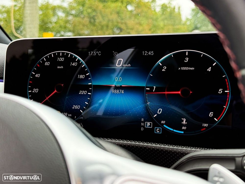 Mercedes-Benz A 180 d AMG Line Aut. - 31