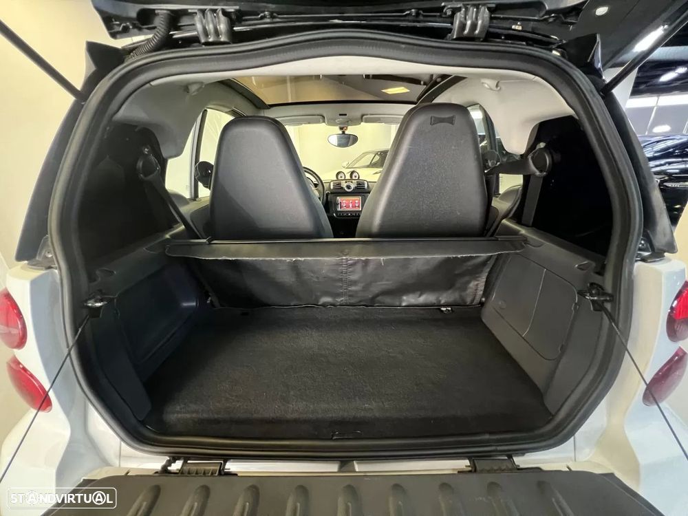 Smart ForTwo Coupé 1.0 mhd Passion 71 Softouch - 46