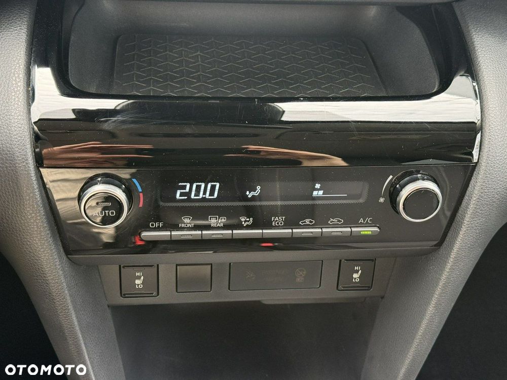 Toyota Yaris Cross Hybrid 1.5 Comfort - 30