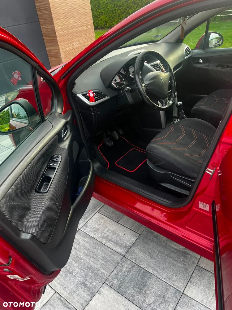 Peugeot 207 1.6 HDi - 10
