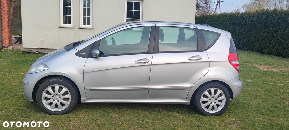 Mercedes-Benz Klasa A 200 CDI Autotronic Elegance DPF - 2