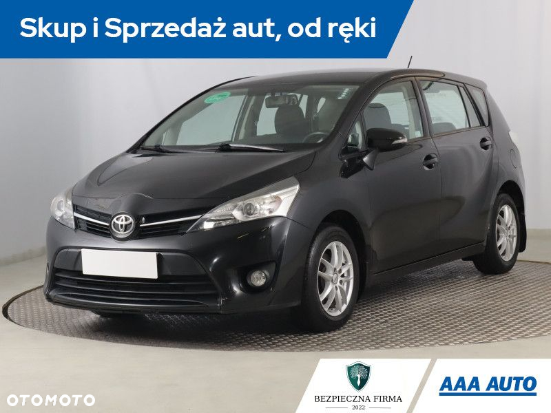 Toyota Verso - 2