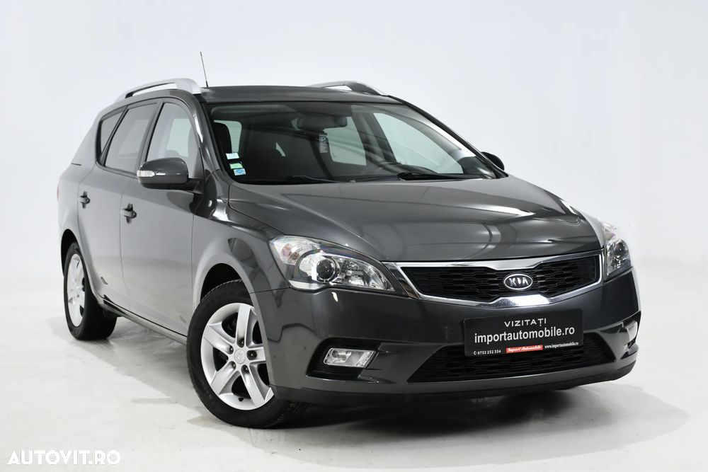 Kia Ceed 1.6 CRDi 115 Dream-Team Edition - 2