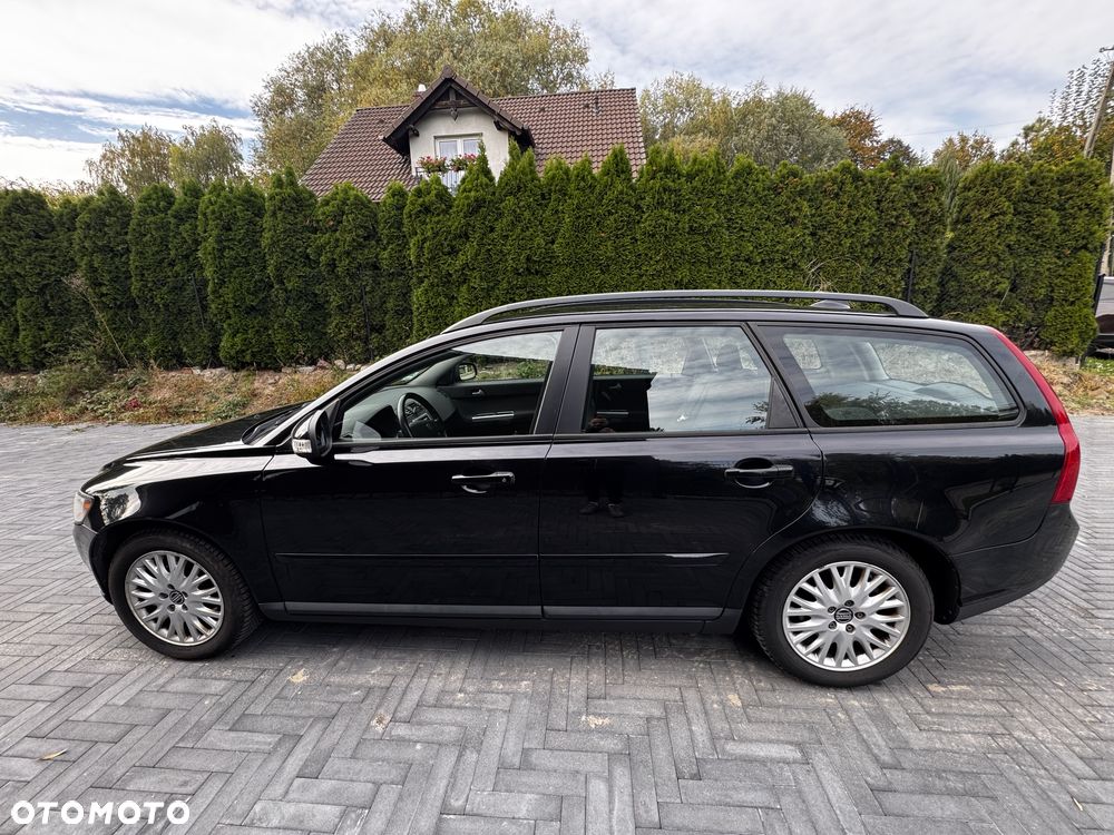 Volvo V50 2010 photo 3
