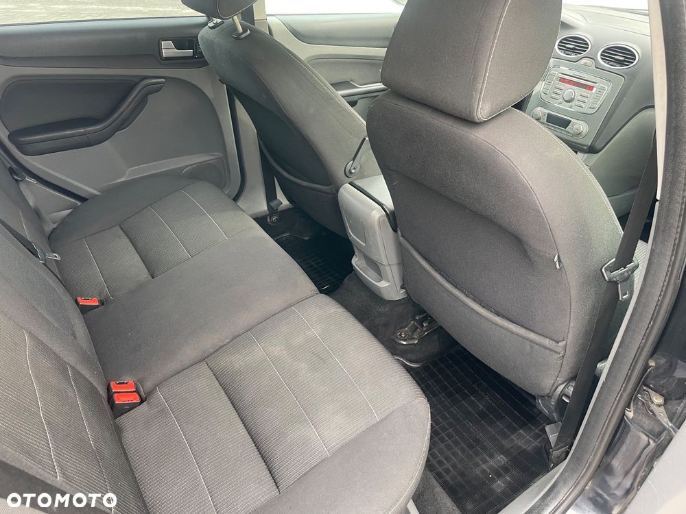 Ford Focus - 19