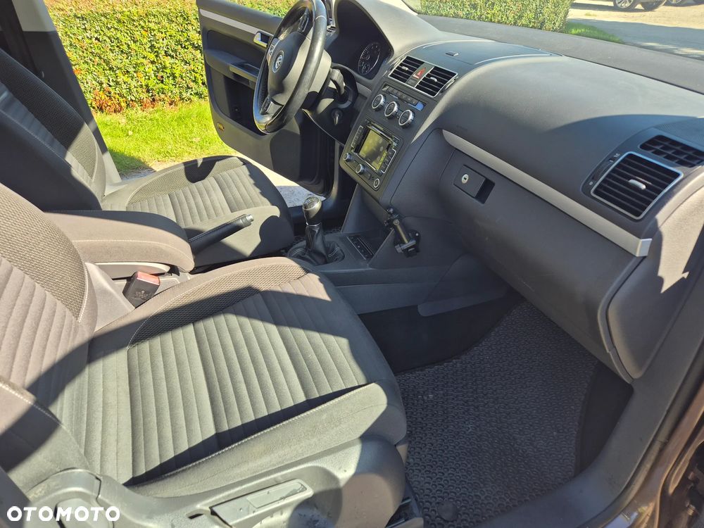 Volkswagen Touran 1.2 TSI Cup - 17