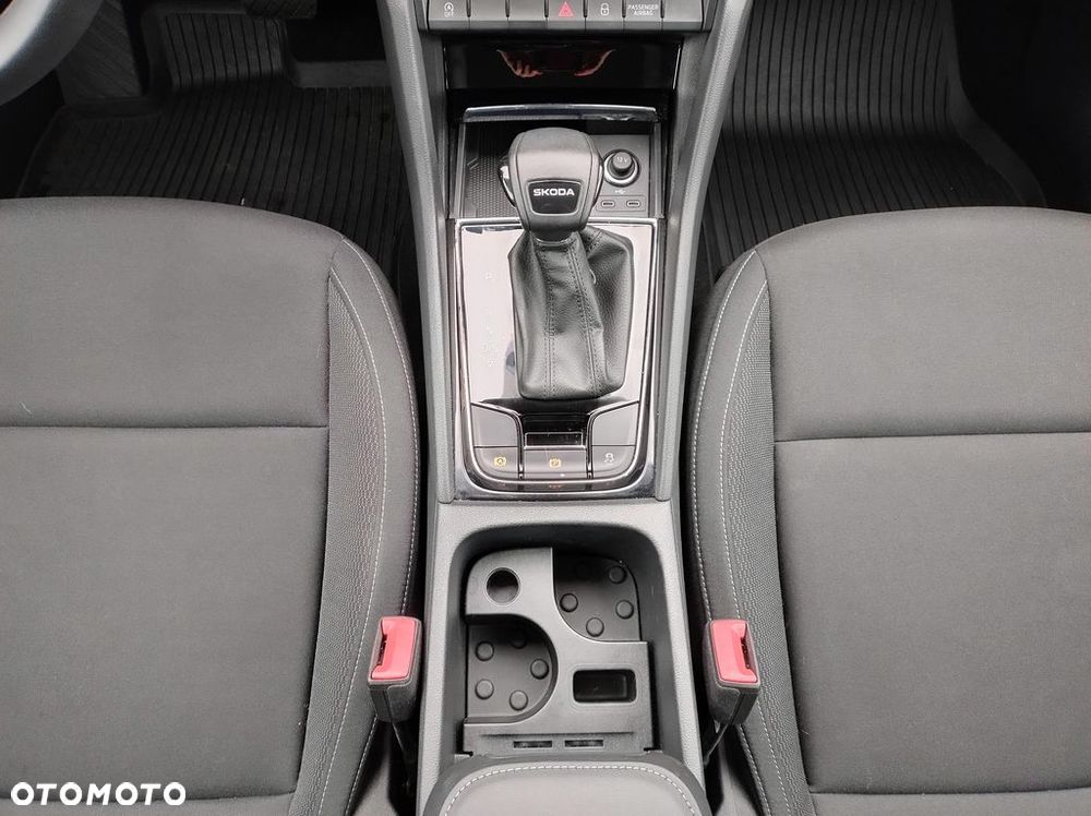 Skoda Karoq 1.5 TSI ACT Selection DSG - 14