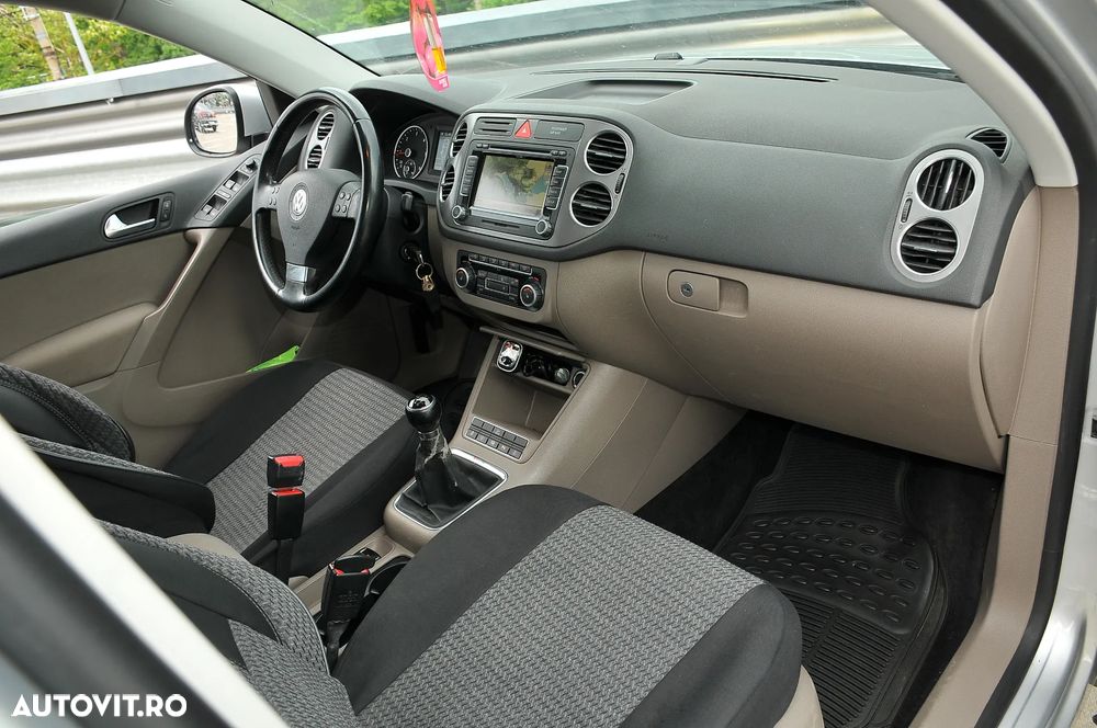 Volkswagen Tiguan 2.0 TDI DPF 4Motion Track & Style - 12
