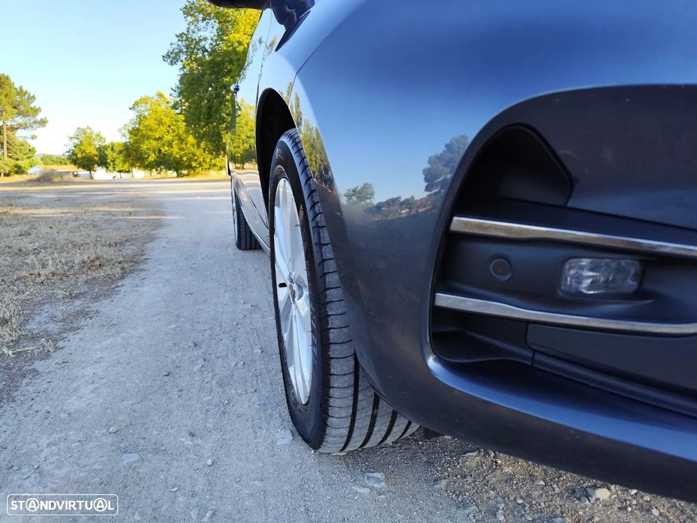 Renault Zoe (c/ Bateria) Limited 50 - 23