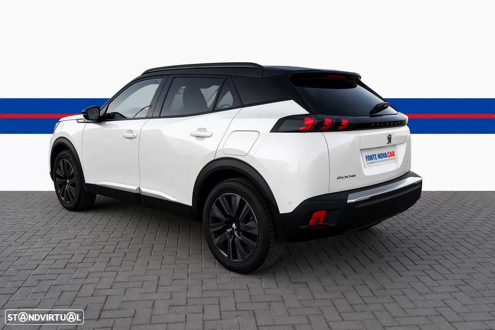 Peugeot e-2008 GT Pack - 10