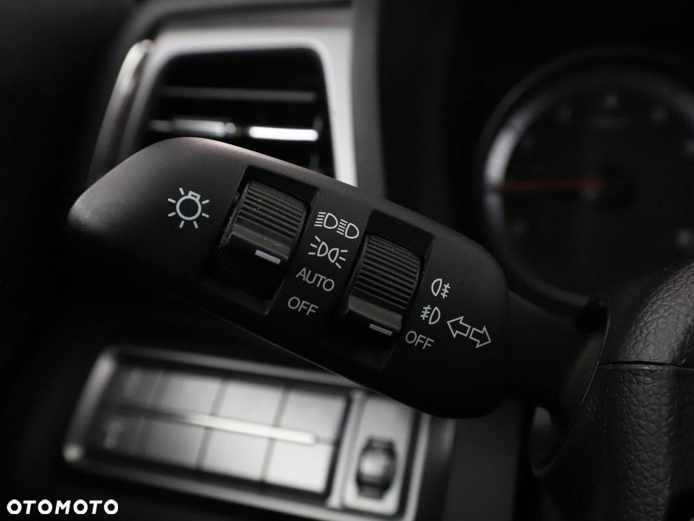 SsangYong/KGM Tivoli 1.5 T-GDi 2WD Automatik Black - 33