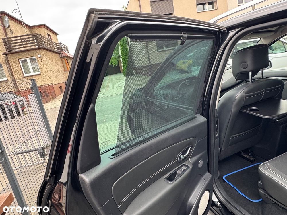 Renault Grand Scenic - 22
