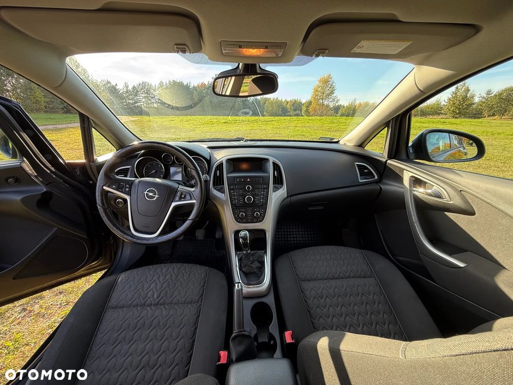 Opel Astra 1.7 CDTI - 11
