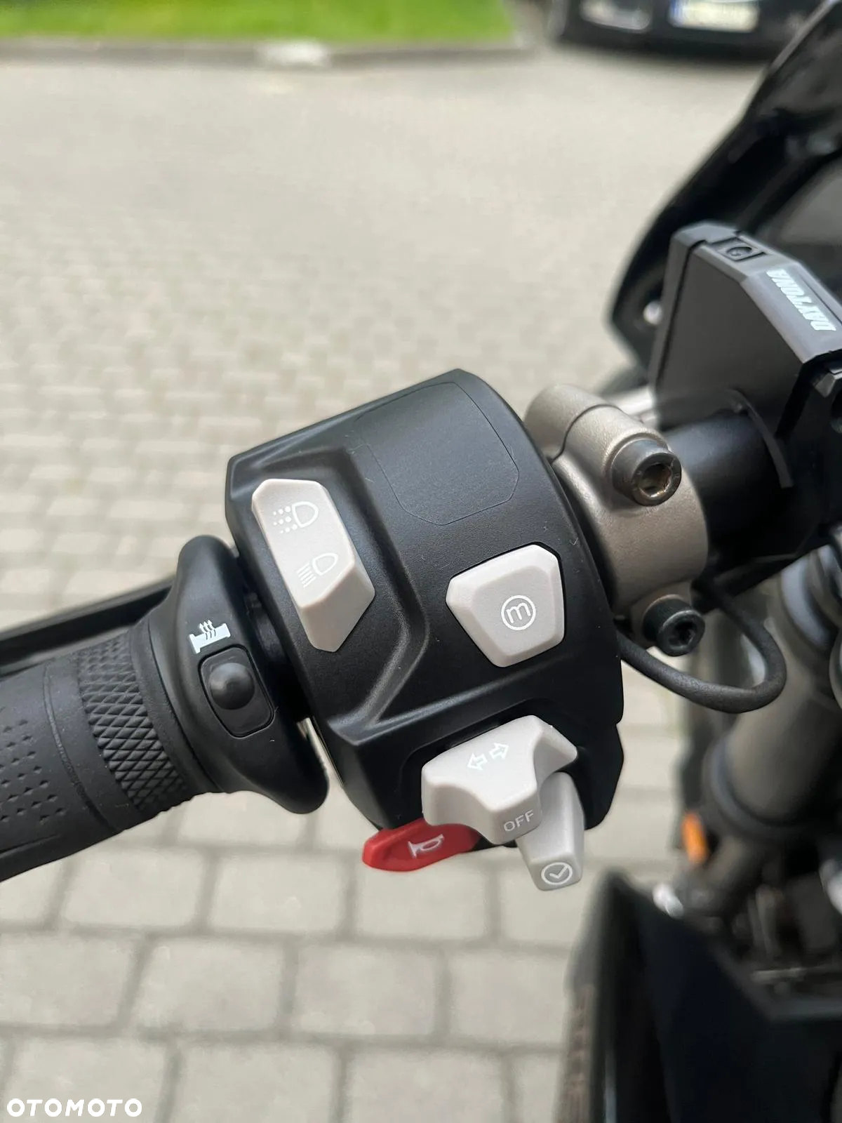 Triumph Street Triple - 15