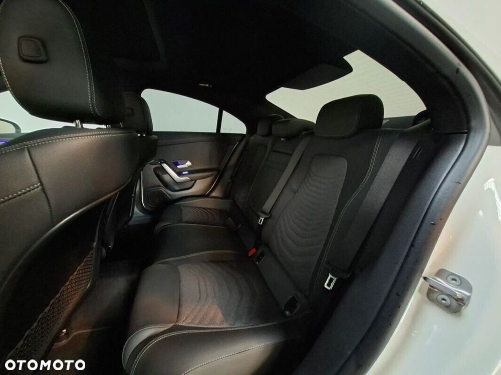 Mercedes-Benz CLA - 9