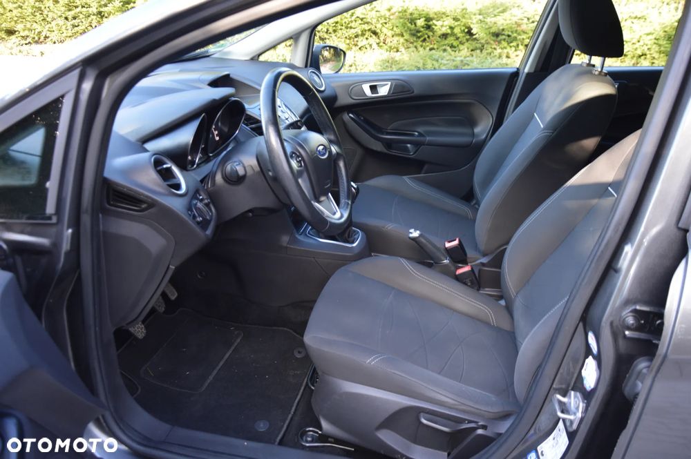 Ford Fiesta 1.25 Platinium X - 8
