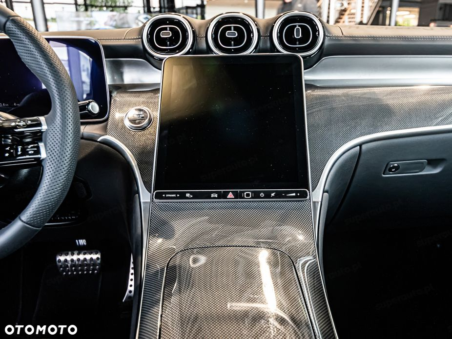 Mercedes-Benz GLC - 13