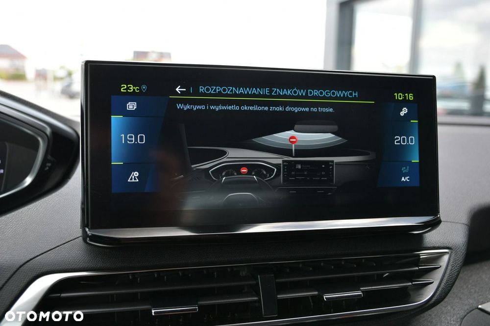 Peugeot 3008 225 e-EAT8 Allure Pack - 32