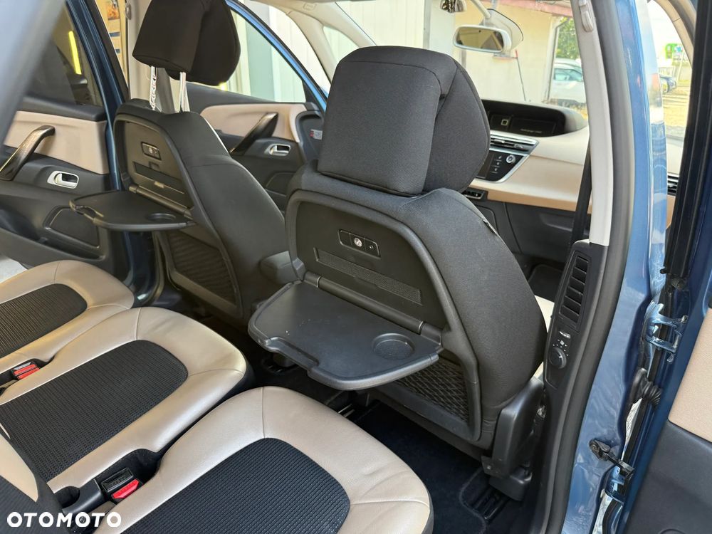 Citroën C4 Picasso 2.0 HDi FAP Exclusive - 19