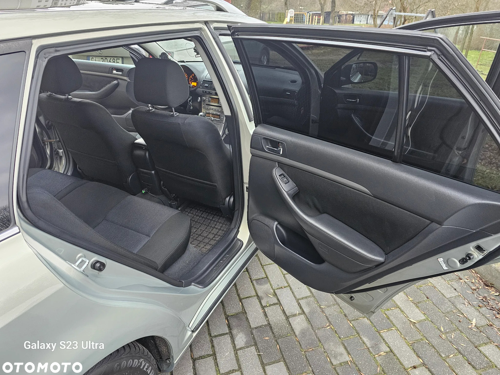 Toyota Avensis 2.0 VVT-i Sol plus - 20
