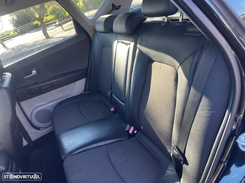 Kia Ceed SW 1.6 CRDi EX - 8