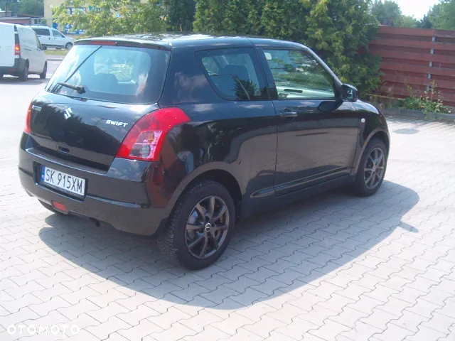 Suzuki Swift - 6