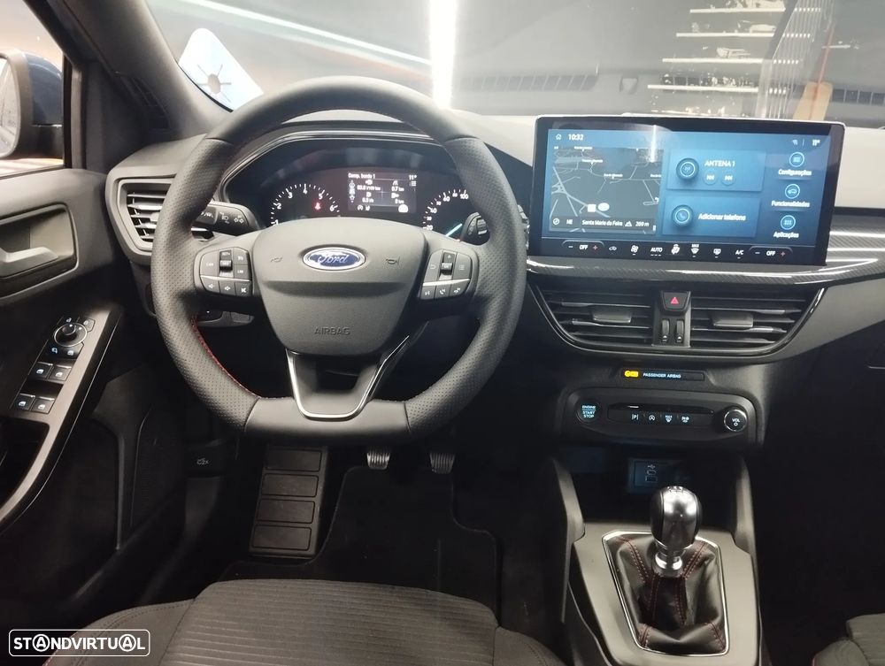 Ford Focus 1.0 EcoBoost MHEV ST-Line - 16