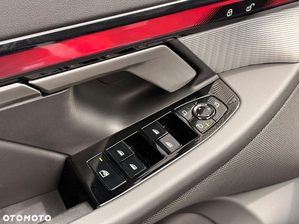 BMW Seria 5 520i - 27