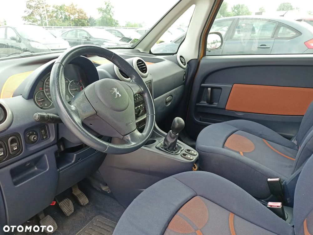 Peugeot 1007 - 7