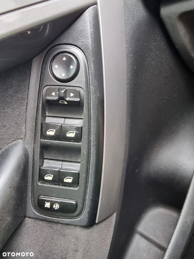 Citroën C4 Picasso 1.6 HDi Impress - 13