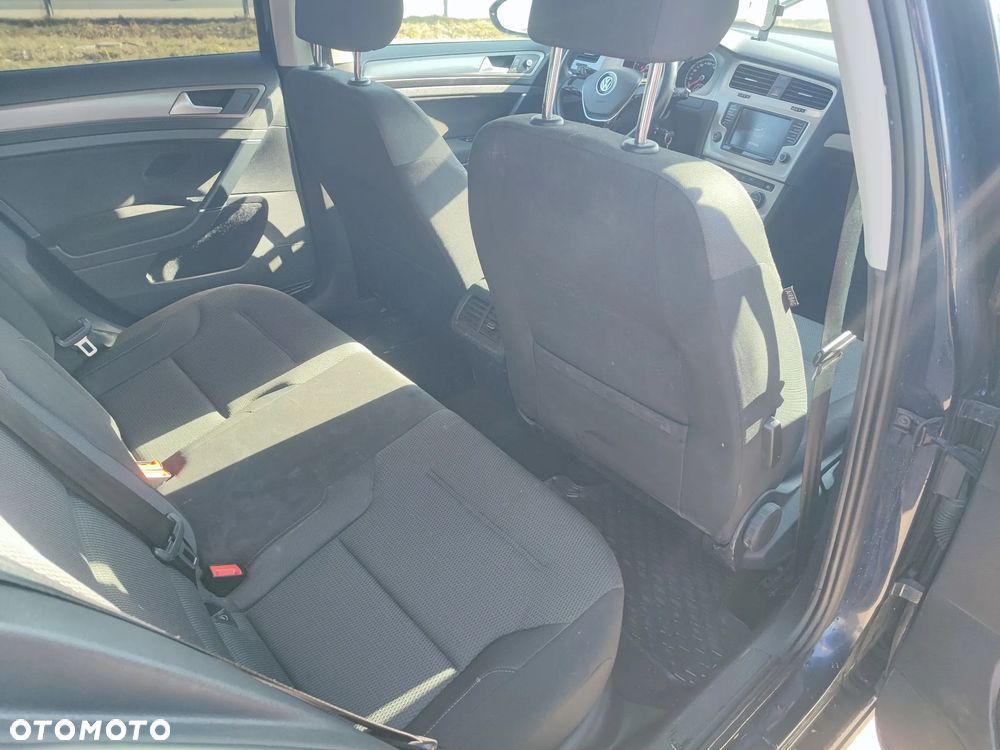 Volkswagen Golf 1.6 TDI BlueMotion Trendline - 6