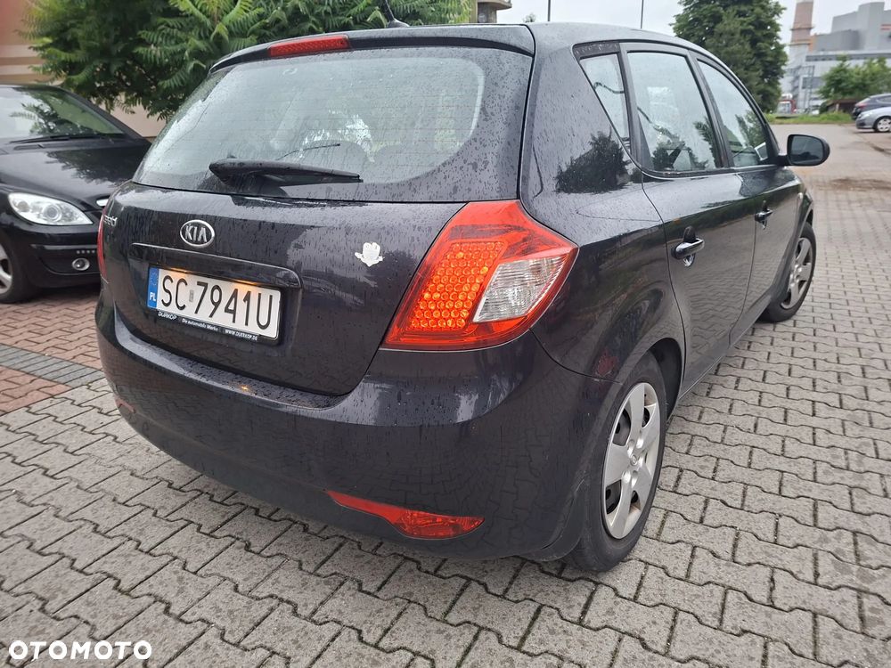 Kia Ceed - 3