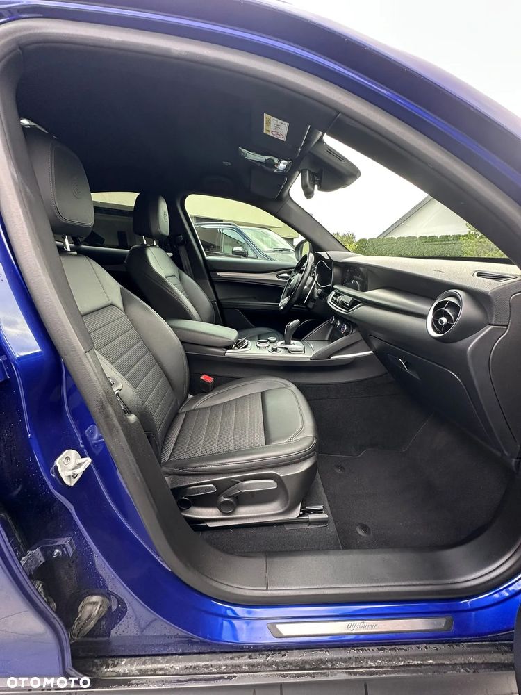 Alfa Romeo Stelvio 2.2 16V AT8 Q4 B-Tech - 10